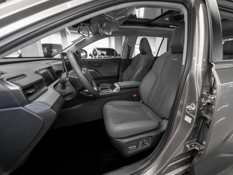 Toyota RAV4 VI (XA60) Москва  - изображение 9
