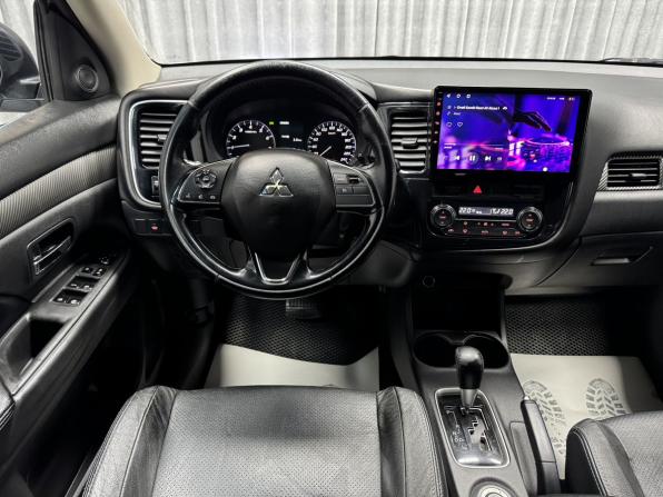 Mitsubishi Outlander III Рестайлинг 2 с пробегом 2015 года, цена 1 780 000 рублей, 185672 км, внедорожник, Автокод Объявления