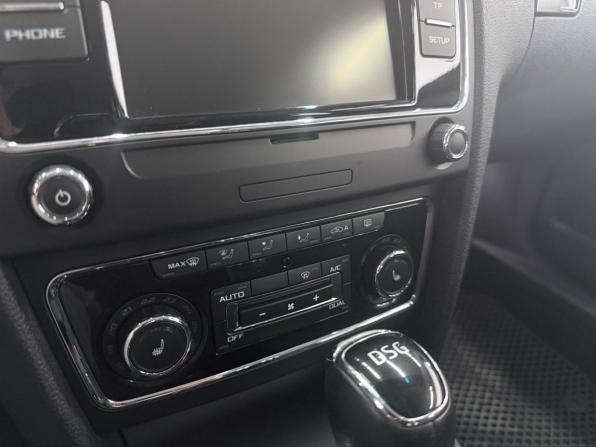 Skoda Superb II с пробегом 2013 года, цена 1 419 000 рублей, 129000 км, лифтбек, Автокод Объявления