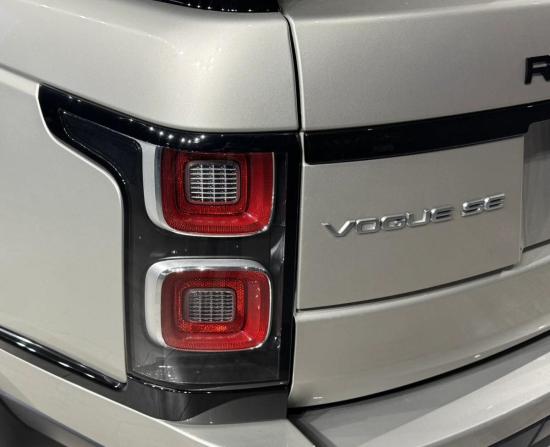 Land Rover Range Rover IV Рестайлинг с пробегом 2018 года, цена 5 190 000 рублей, 141440 км, внедорожник, Автокод Объявления