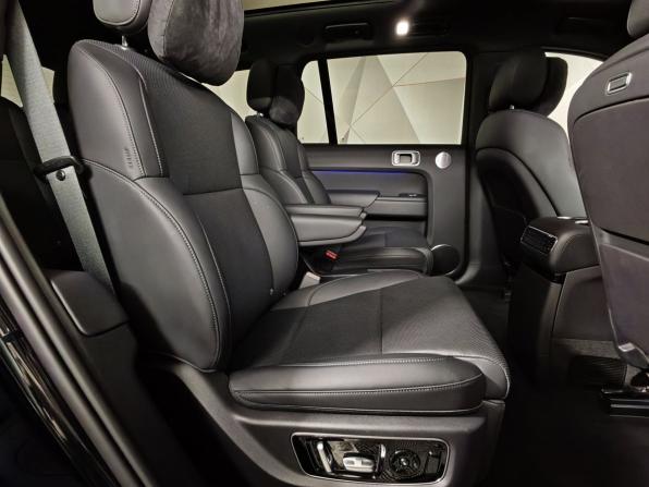 Li Auto (Lixiang) L9 I Рестайлинг с пробегом 2025 года, цена 8 211 000 рублей, 24555 км, внедорожник, Автокод Объявления
