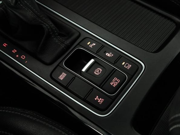 Kia Sorento III Prime с пробегом 2016 года, цена 2 499 700 рублей, 160279 км, внедорожник, Автокод Объявления