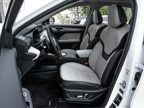 Haval Jolion I Рестайлинг с пробегом 2024 года, цена 2 048 000 рублей, 42466 км, внедорожник, Автокод Объявления