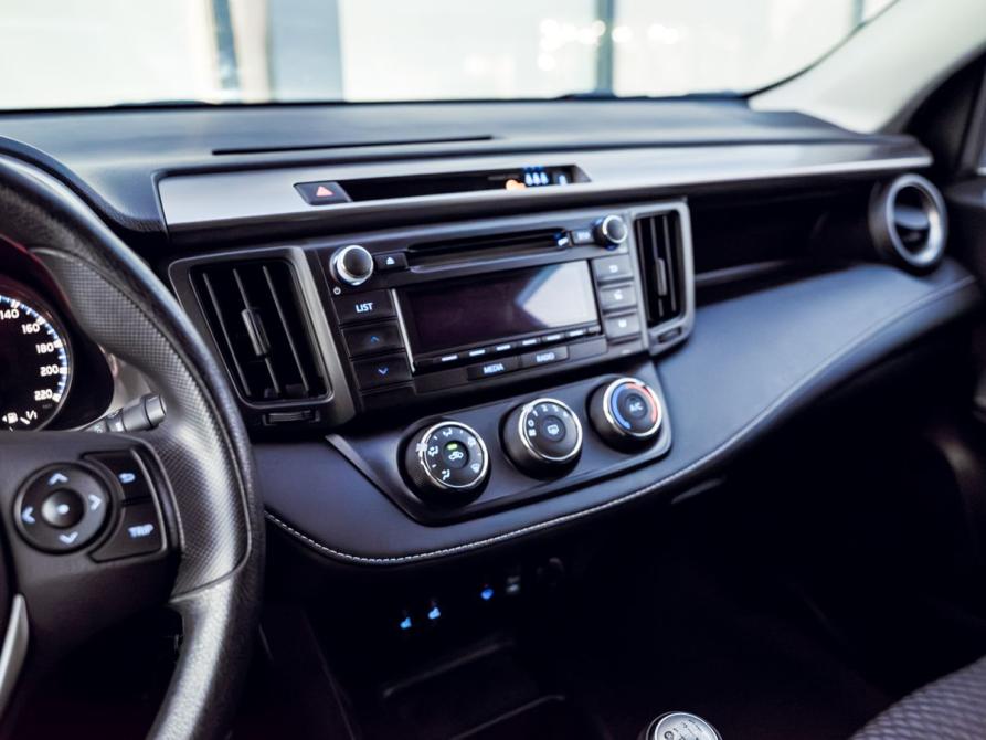 Toyota RAV4 IV (XA40) Рестайлинг Екатеринбург  - изображение 11