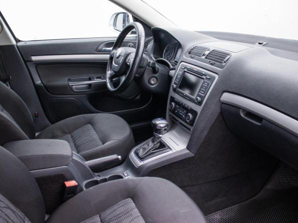 Skoda Octavia II (A5) Рестайлинг с пробегом 2010 года, цена 506 000 рублей, 219569 км, лифтбек, Автокод Объявления