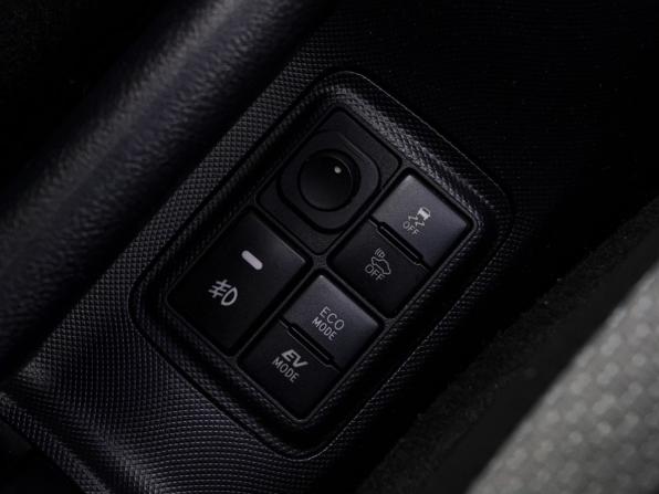 Toyota Aqua I Рестайлинг 2 с пробегом 2017 года, цена 925 000 рублей, 200803 км, хэтчбек, Автокод Объявления
