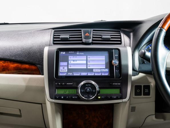 Toyota Premio II (T26) Рестайлинг с пробегом 2013 года, цена 1 480 000 рублей, 113422 км, седан, Автокод Объявления