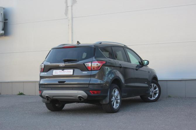Ford Kuga II Рестайлинг с пробегом 2018 года, цена 1 417 000 рублей, 128928 км, внедорожник, Автокод Объявления