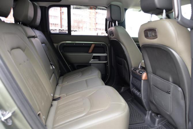 Land Rover Defender II с пробегом 2020 года, цена 6 190 000 рублей, 90370 км, внедорожник, Автокод Объявления