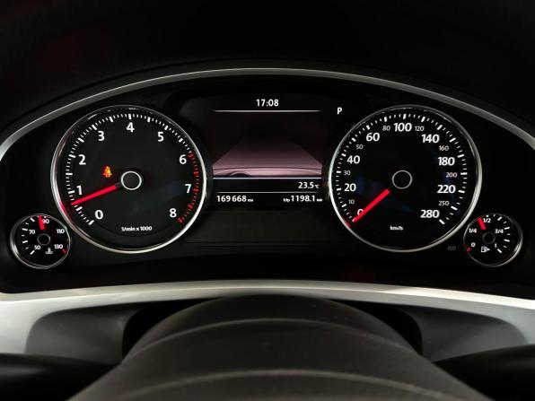 Volkswagen Touareg II Рестайлинг с пробегом 2014 года, цена 2 295 000 рублей, 169664 км, внедорожник, Автокод Объявления