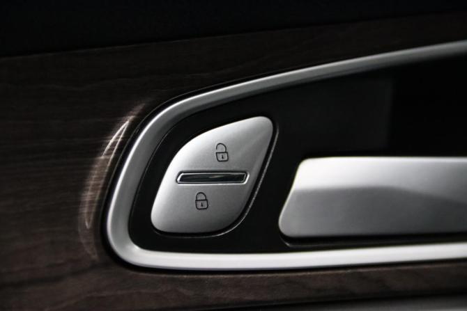 Exeed VX I с пробегом 2023 года, цена 3 025 350 рублей, 88984 км, внедорожник, Автокод Объявления