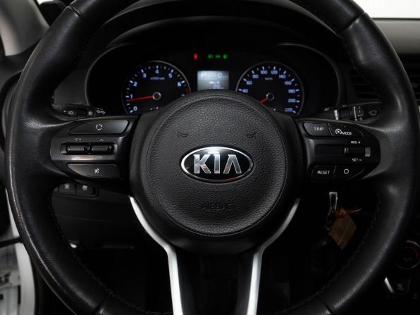 Kia Rio IV с пробегом 2017 года, цена 1 210 000 рублей, 153194 км, седан, Автокод Объявления