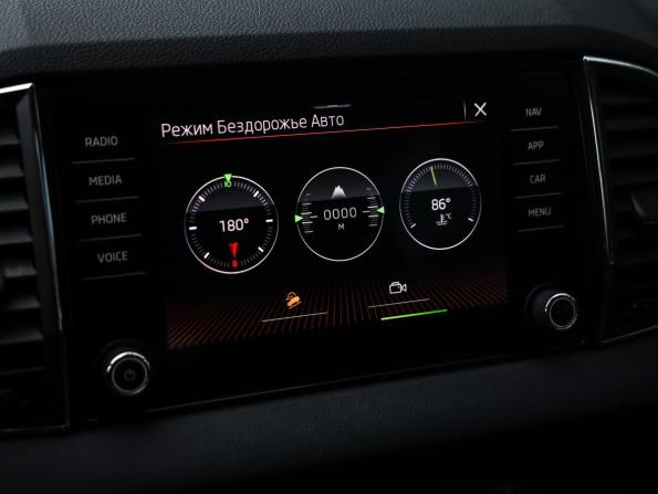 Skoda Karoq I с пробегом 2020 года, цена 2 449 000 рублей, 109210 км, внедорожник, Автокод Объявления