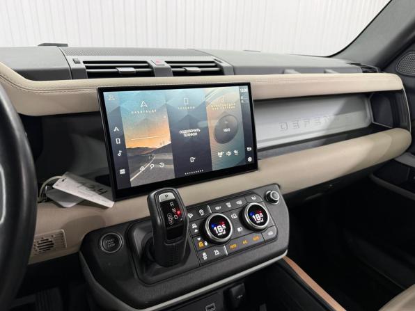 Land Rover Defender II с пробегом 2021 года, цена 5 097 000 рублей, 58013 км, внедорожник, Автокод Объявления