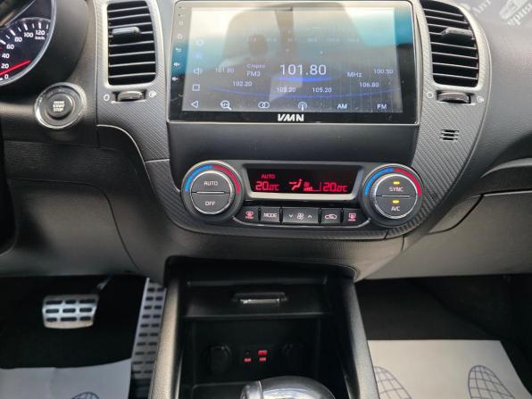 Kia Cerato III Рестайлинг (Classic) с пробегом 2018 года, цена 1 385 000 рублей, 177775 км, седан, Автокод Объявления
