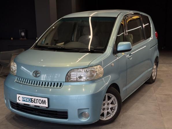 Toyota Porte I