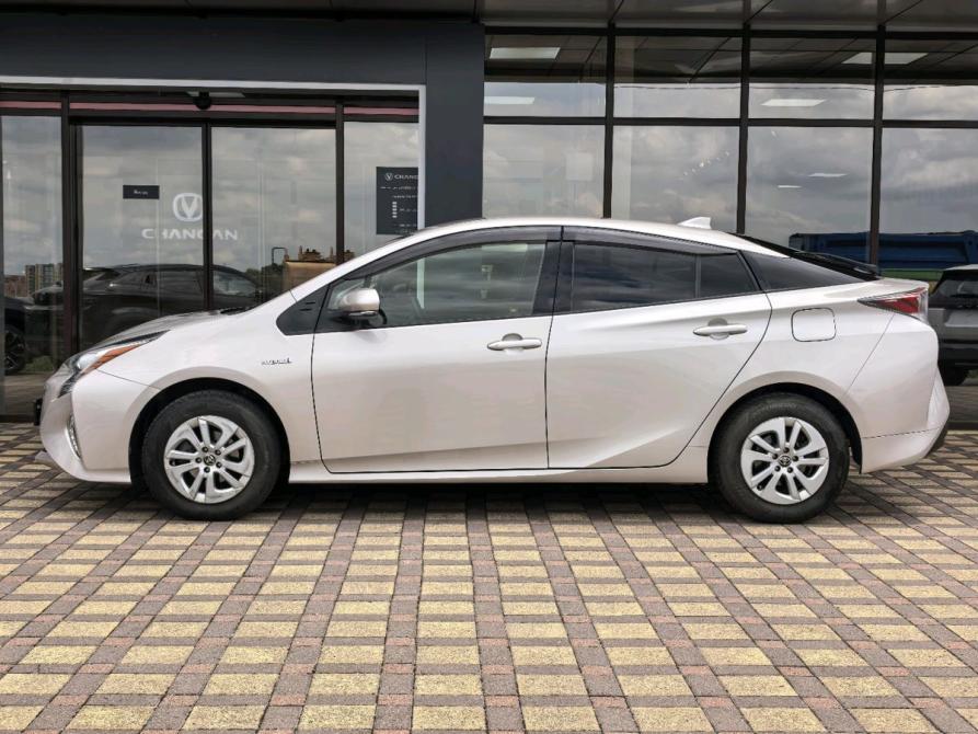 Toyota Prius IV (XW50) Краснодар  - изображение 8
