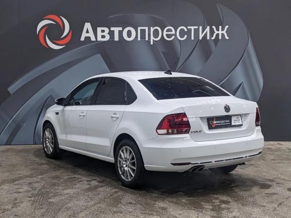 Volkswagen Polo V Рестайлинг с пробегом 2018 года, цена 1 200 000 рублей, 131089 км, седан, Автокод Объявления