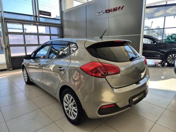 Kia Ceed II с пробегом 2013 года, цена 849 000 рублей, 172275 км, хэтчбек, Автокод Объявления