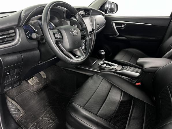 Toyota Fortuner II Рестайлинг с пробегом 2020 года, цена 3 790 000 рублей, 84460 км, внедорожник, Автокод Объявления