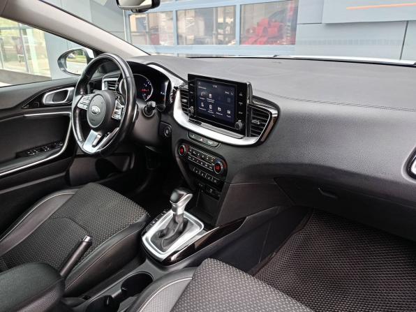 Kia Ceed III с пробегом 2021 года, цена 1 978 000 рублей, 100700 км, универсал, Автокод Объявления
