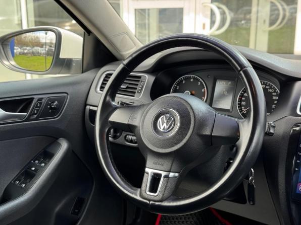 Volkswagen Jetta VI с пробегом 2012 года, цена 1 049 000 рублей, 169105 км, седан, Автокод Объявления