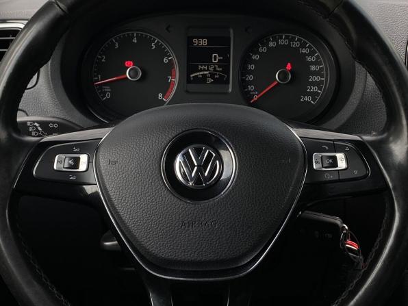 Volkswagen Polo V Рестайлинг с пробегом 2017 года, цена 1 019 000 рублей, 143944 км, седан, Автокод Объявления