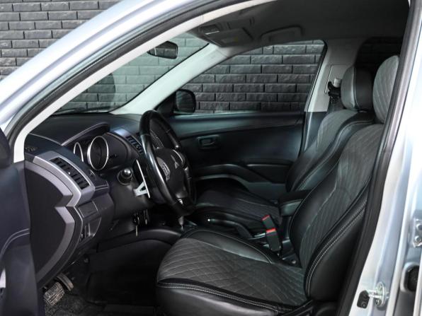 Mitsubishi Outlander II Рестайлинг с пробегом 2011 года, цена 1 130 000 рублей, 196409 км, внедорожник, Автокод Объявления