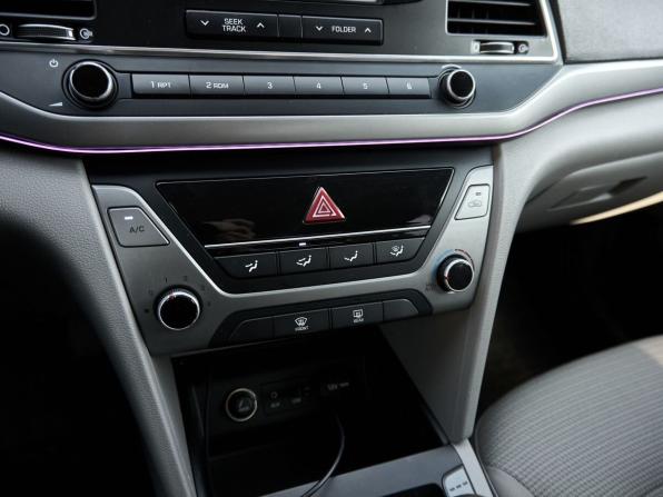 Hyundai Elantra VI (AD) с пробегом 2016 года, цена 1 201 000 рублей, 196460 км, седан, Автокод Объявления