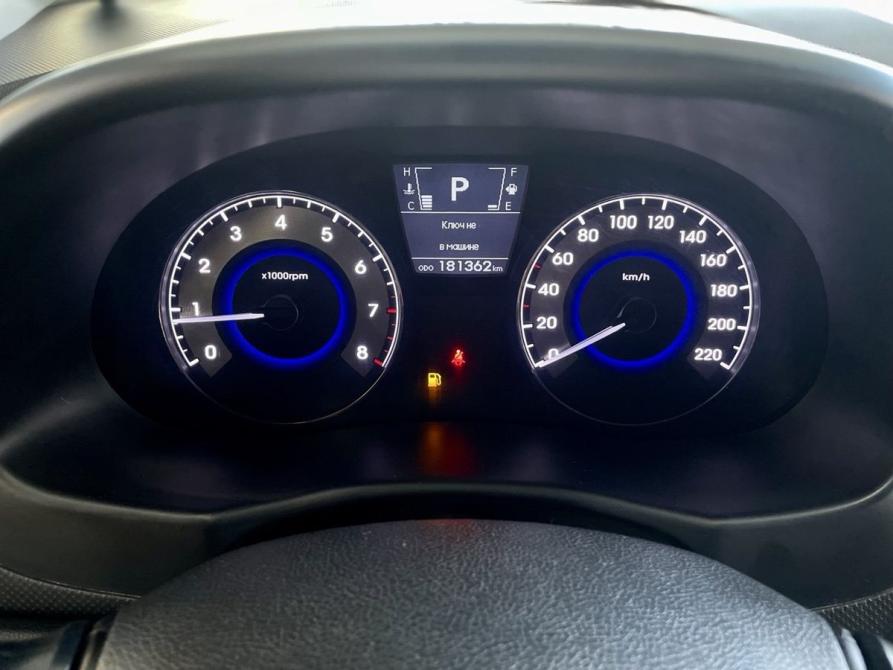 Hyundai Solaris I Ростов-на-Дону  - изображение 12