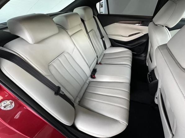 Mazda 6 III (GJ) Рестайлинг 2 с пробегом 2019 года, цена 2 610 000 рублей, 59587 км, седан, Автокод Объявления