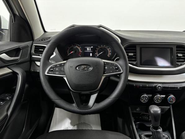 Lada (ВАЗ) Vesta I Рестайлинг (NG) с пробегом 2023 года, цена 1 300 000 рублей, 29779 км, седан, Автокод Объявления