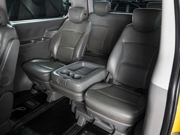 Hyundai Grand Starex I Рестайлинг 2 с пробегом 2018 года, цена 2 659 000 рублей, 223154 км, минивэн, Автокод Объявления