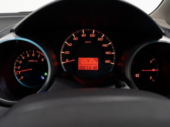 Honda Fit II с пробегом 2011 года, цена 965 000 рублей, 87300 км, хэтчбек, Автокод Объявления