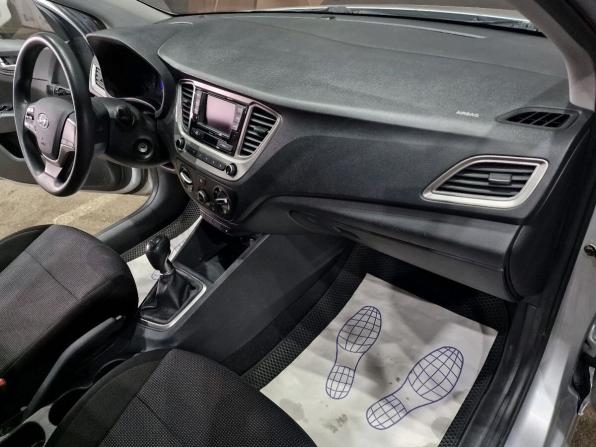 Hyundai Solaris II Рестайлинг с пробегом 2021 года, цена 1 300 000 рублей, 149100 км, седан, Автокод Объявления