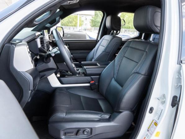 Toyota Tundra III с пробегом 2022 года, цена 7 550 000 рублей, 31852 км, offers.body_type.unknown, Автокод Объявления