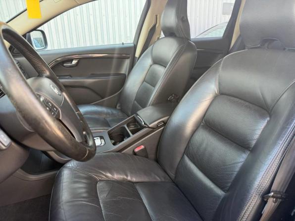 Volvo XC70 II с пробегом 2008 года, цена 1 017 000 рублей, 301867 км, универсал, Автокод Объявления