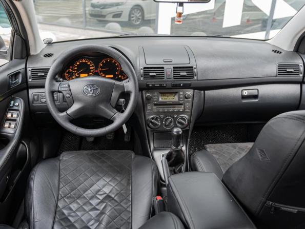 Toyota Avensis II Рестайлинг с пробегом 2006 года, цена 777 000 рублей, 326828 км, седан, Автокод Объявления