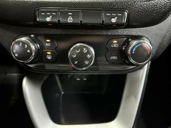 Kia Ceed II с пробегом 2013 года, цена 907 200 рублей, 260000 км, хэтчбек, Автокод Объявления
