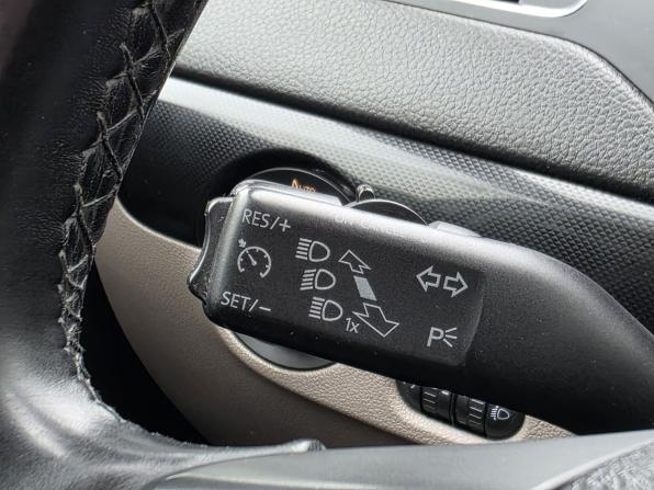 Volkswagen Jetta VI с пробегом 2012 года, цена 820 000 рублей, 296026 км, седан, Автокод Объявления
