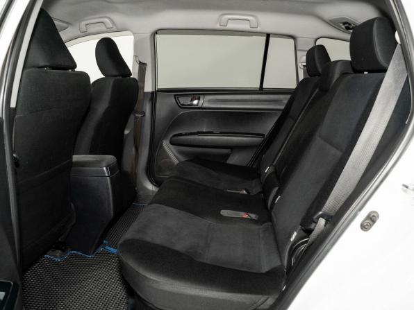Toyota Corolla XI (E160 E170 E180) Рестайлинг 1 с пробегом 2015 года, цена 1 250 000 рублей, 156311 км, универсал, Автокод Объявления