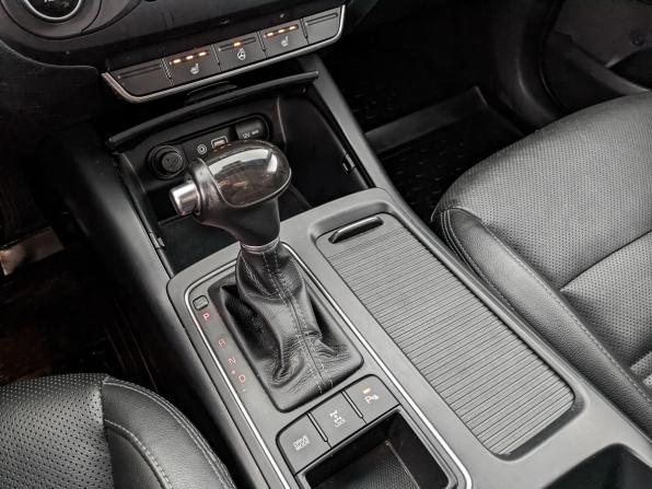 Kia Sorento III Prime с пробегом 2017 года, цена 2 420 000 рублей, 105162 км, внедорожник, Автокод Объявления