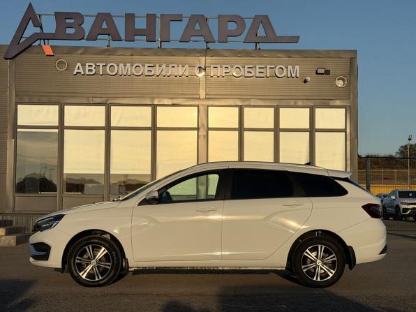 Lada (ВАЗ) Vesta I Рестайлинг (NG) с пробегом 2024 года, цена 1 379 000 рублей, 56879 км, универсал, Автокод Объявления