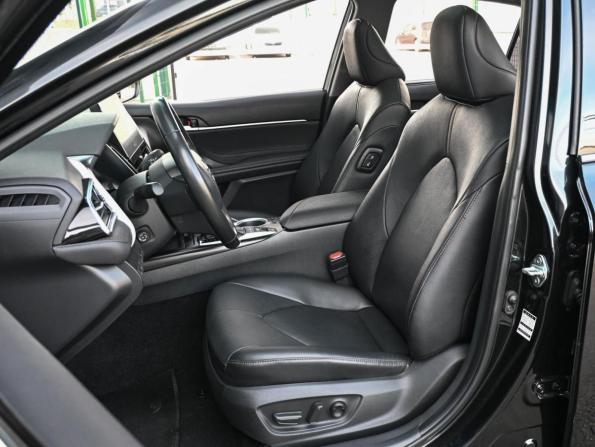 Toyota Camry VIII (XV70) Рестайлинг с пробегом 2023 года, цена 3 389 000 рублей, 87014 км, седан, Автокод Объявления