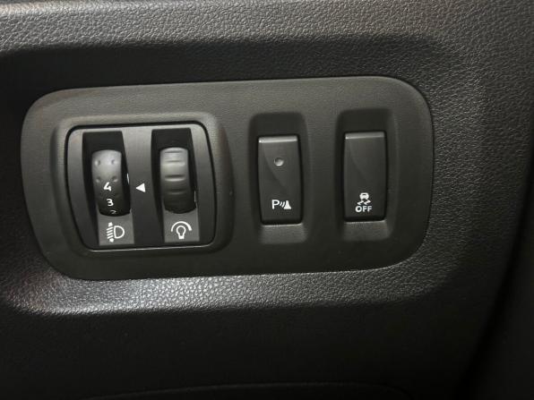 Renault Kaptur I с пробегом 2017 года, цена 1 680 000 рублей, 66573 км, внедорожник, Автокод Объявления
