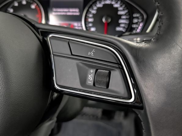 Audi A4 V (B9) с пробегом 2020 года, цена 2 795 000 рублей, 101712 км, универсал, Автокод Объявления