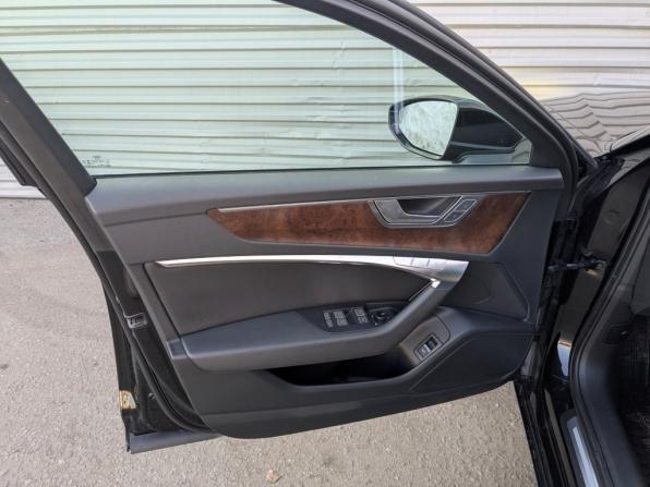 Audi A6 V (C8) с пробегом 2021 года, цена 3 400 000 рублей, 136720 км, седан, Автокод Объявления