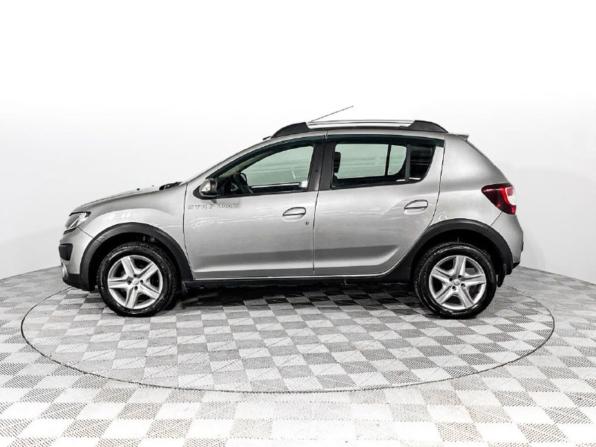 Renault Sandero II с пробегом 2015 года, цена 816 000 рублей, 109922 км, хэтчбек, Автокод Объявления