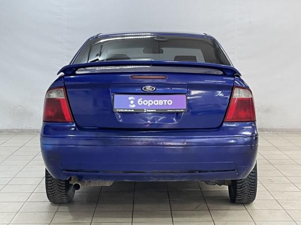Ford Focus I Рестайлинг (North America) с пробегом 2004 года, цена 234 000 рублей, 178000 км, седан, Автокод Объявления