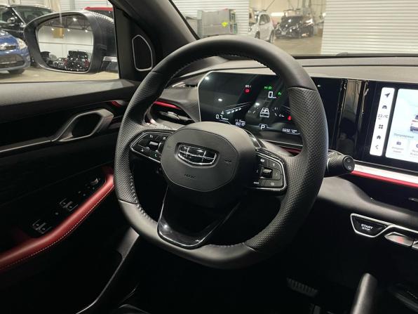 Geely Coolray I Рестайлинг с пробегом 2024 года, цена 1 898 000 рублей, 8500 км, внедорожник, Автокод Объявления